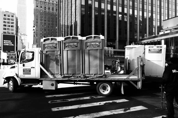 Best Portable restroom trailer rental  in Medfd, OR